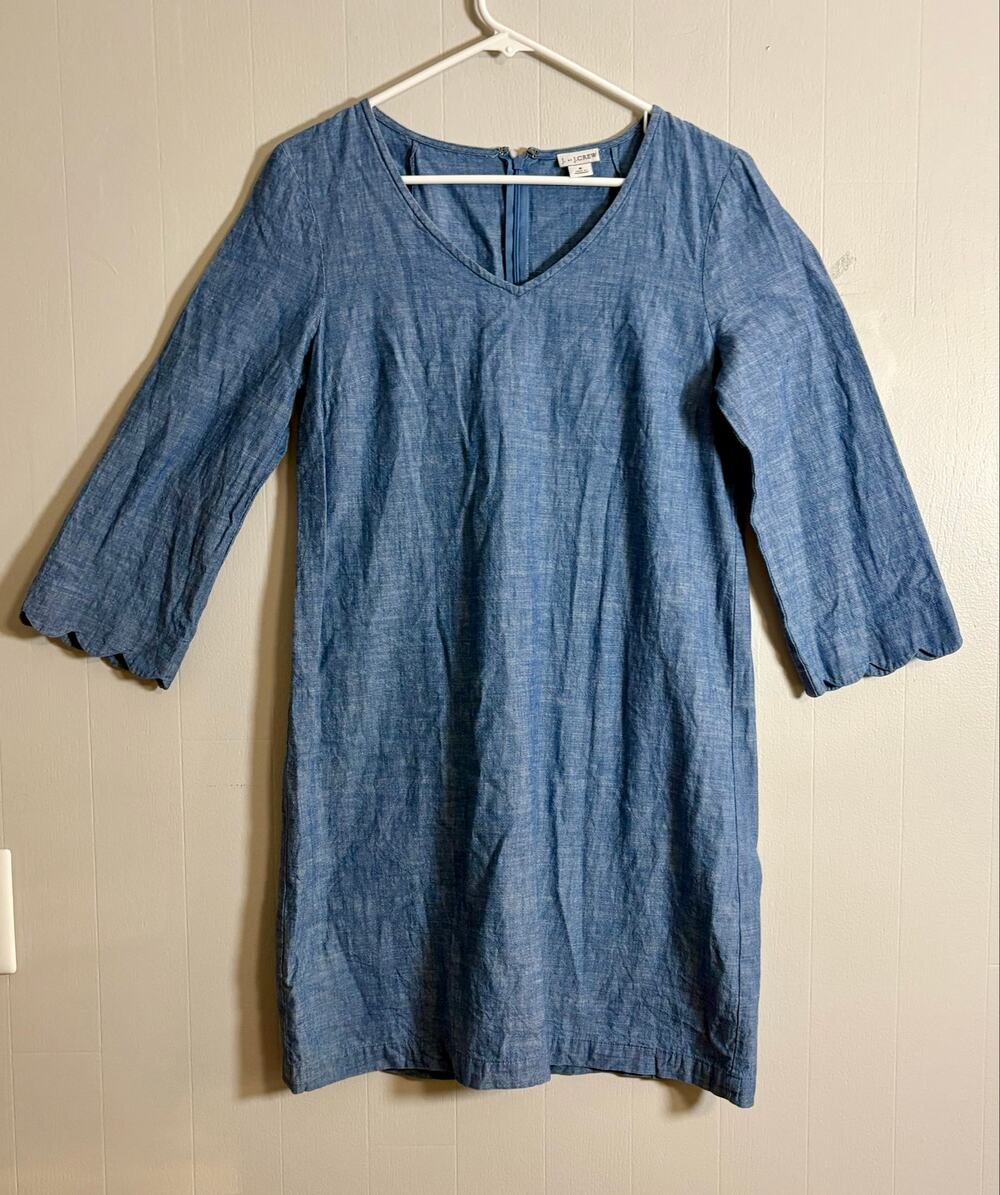 J. by J. Crew Size 8 Chambray Dress with Scalloped Sleeves EUC